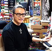 K ق̂䂤@EƁFAjEr{
it[Xj