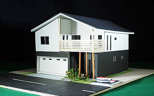 生徒が製作した住宅模型
