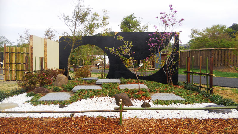 令和５年度全国都市緑化仙台フェアに出展した宮城県農業高校3年生が制作した庭園「伊達な庭」。制作をご指導された三好先生にお話を伺いました。