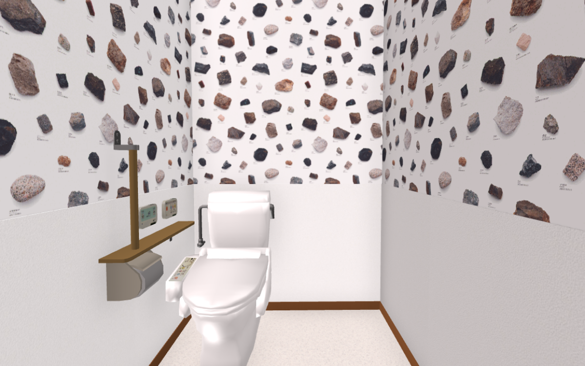 壁の半分が個性的な壁紙を使用しているトイレ